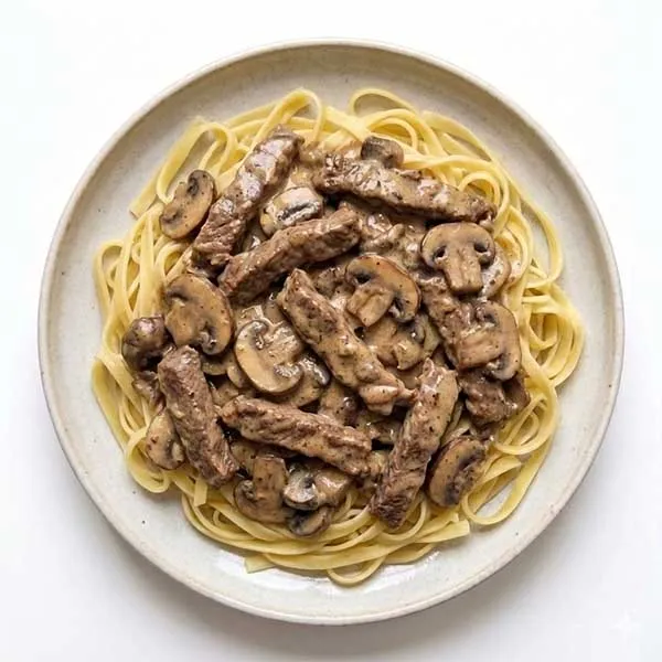 Beef Stroganoff with Creamy Mushroom Sauce & Egg Noodles